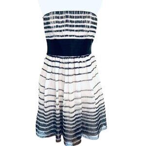 NWT BCBGMAXAZRIA Black and Gray Tulle Lined mini Dress – Size 2 -  Strapless